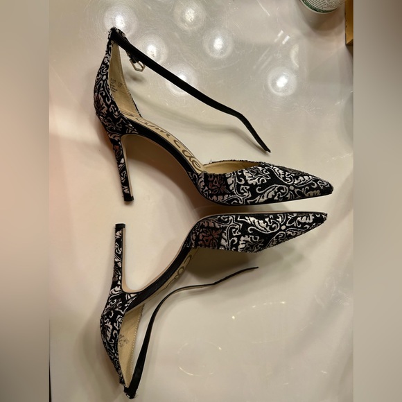 Sam Edelman Harlow shoes. 4 inch heels worn 3 times! - Picture 2 of 5